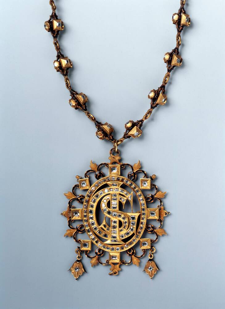 Monogrammanhänger J G S mit Kette
