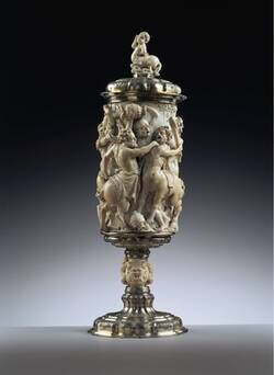 Pokal mit Kampfszenen (Centauren und Lapithen)