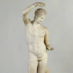 Einschenkender Satyr