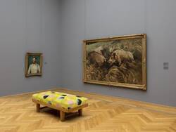 Ausstellungsliege